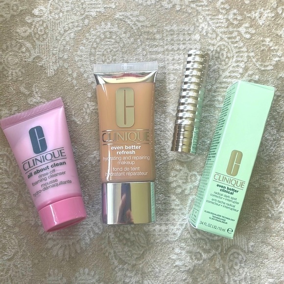 Brand New Clinique Bundle Even Better Clinical Refresh Foundation Cleanser & Lip - Picture 1 of 14